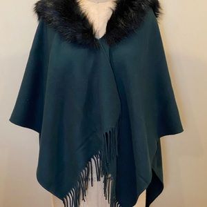 The Perfect Cozy Layer With Removable Faux Fun Collar And A Playful Trim